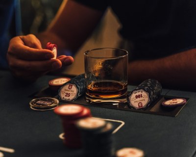 Blackjack basisstrategie voor beginners uitgelegd